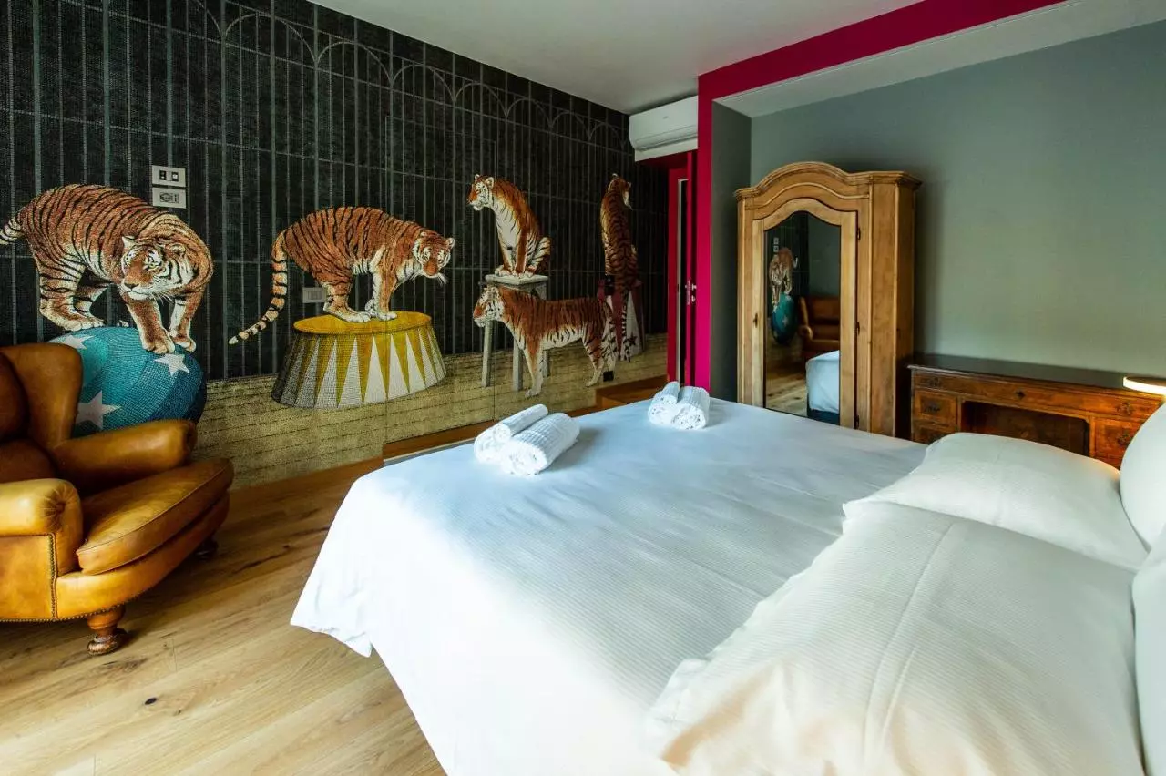 the lion's den trieste