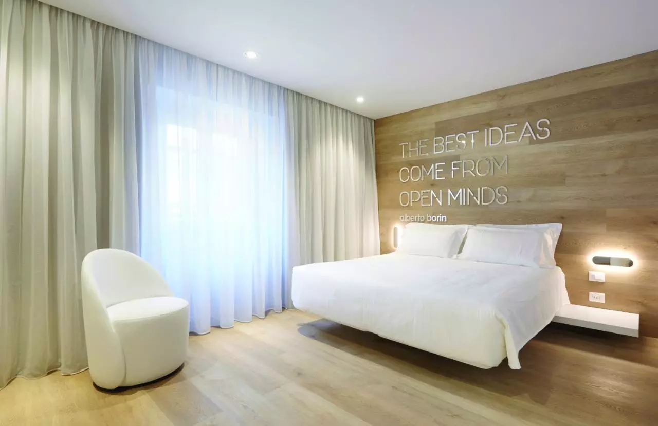 hotel you me trieste