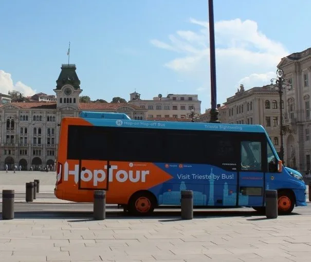 bus tour in trieste