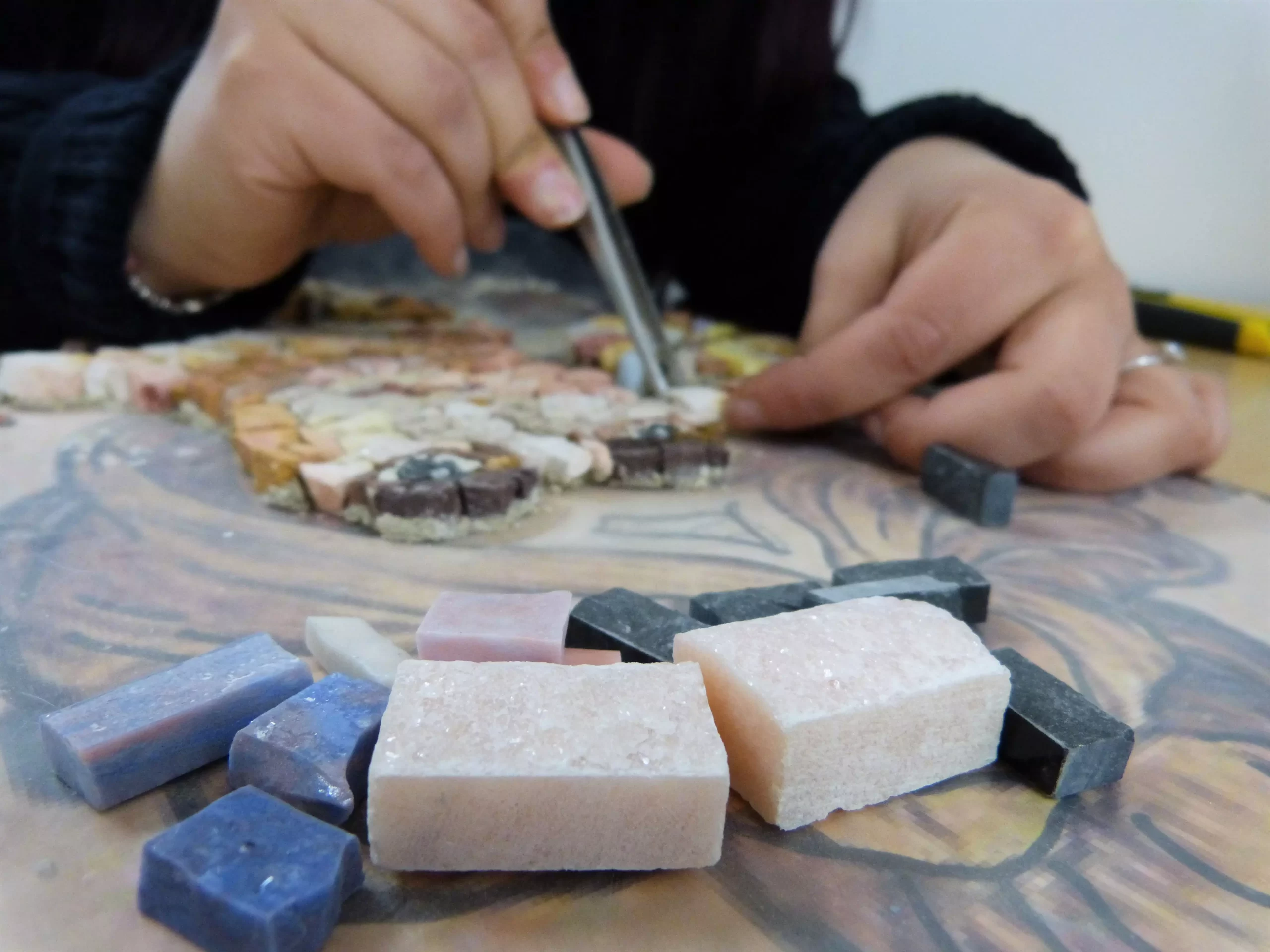 laboratorio di mosaico a trieste